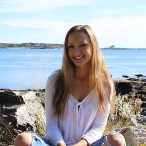 Meet your Posher, Julianna